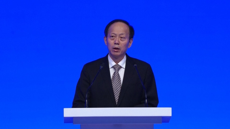 苟仲文严重破坏体育系统政治生态，在体育项目中不正确履行职责